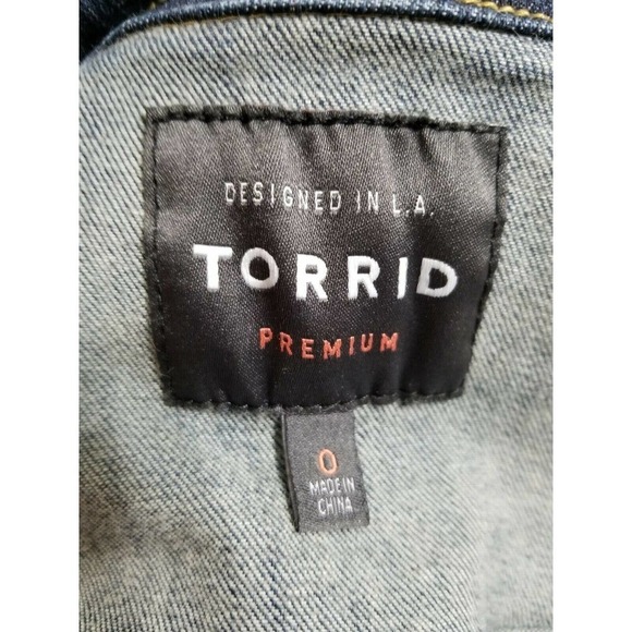 Torrid Premium Denim Jacket Stretch Long Sleeve Button Down Women's Size 0 - Picture 8 of 8